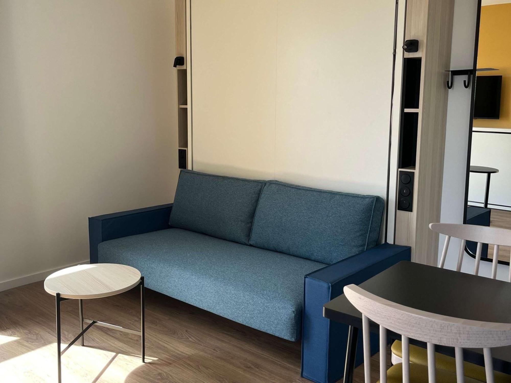 Aparthotel Adagio Access Porte De Camargue Saint-Martin-de-Crau Exterior foto