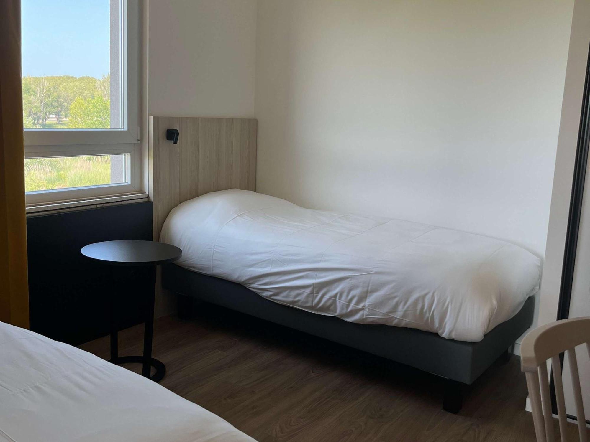 Aparthotel Adagio Access Porte De Camargue Saint-Martin-de-Crau Exterior foto