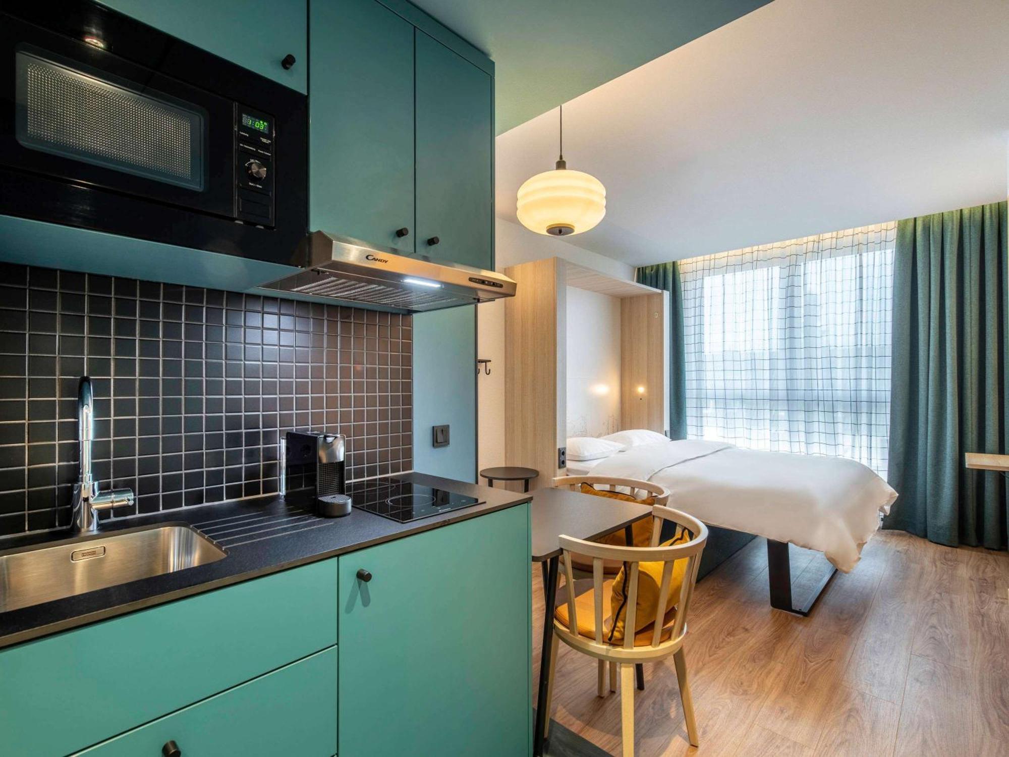 Aparthotel Adagio Access Porte De Camargue Saint-Martin-de-Crau Exterior foto