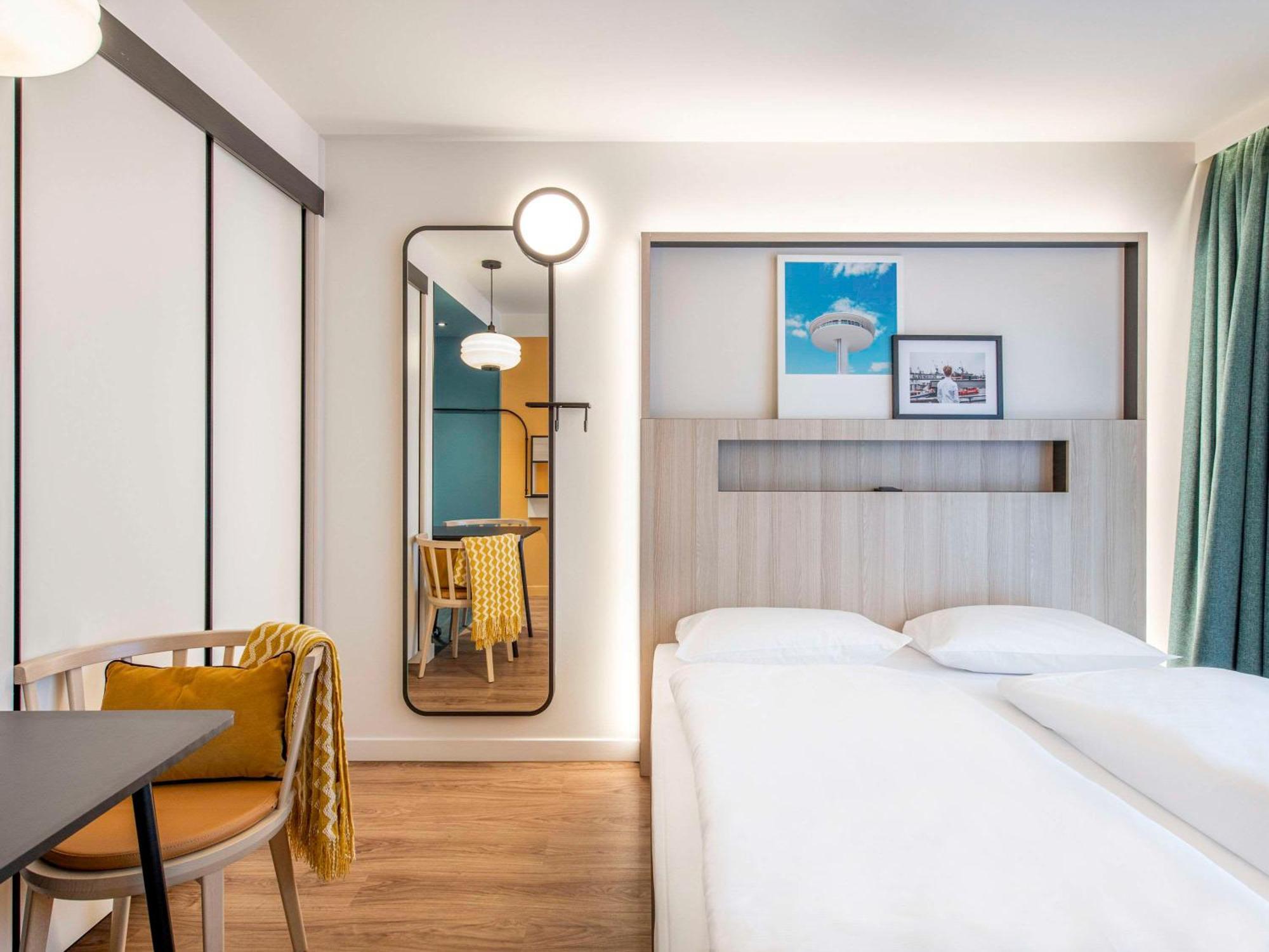 Aparthotel Adagio Access Porte De Camargue Saint-Martin-de-Crau Exterior foto
